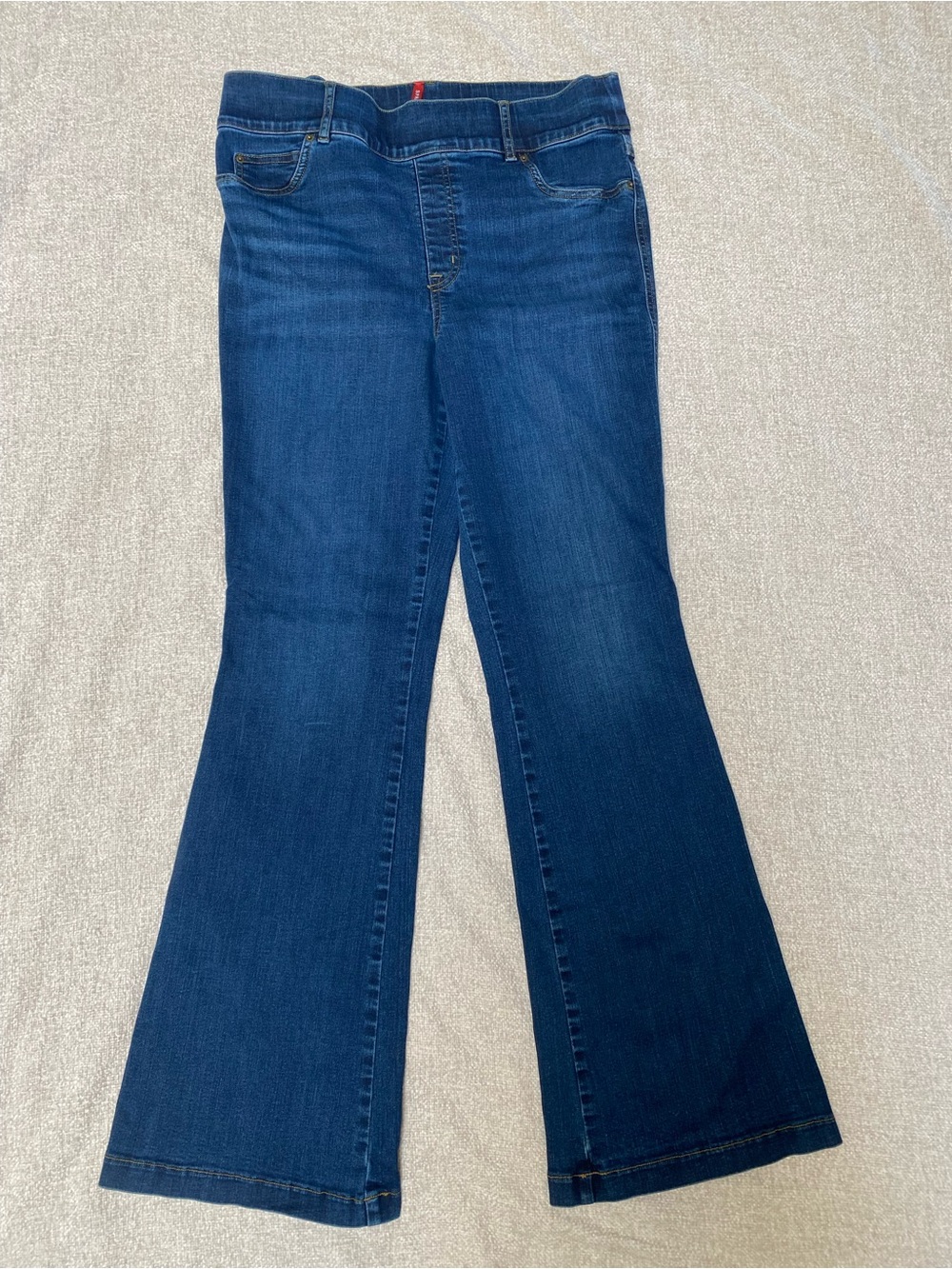 SPANX Pull-On Flare Jeans Medium Dark Wash Size 1X Like New